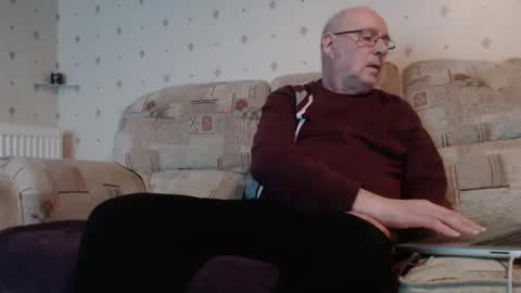 Snapshot of smallsteve562 chatting on 1, 3, 2026 Steve online show from 1, 3, 2026