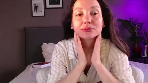 Snapshot of smalltittsbigsoul chatting on 26, 2, 2025 Anna no bbbbybybbabebyy just Anna. And dont call me mom please. online show from 26, 2, 2025