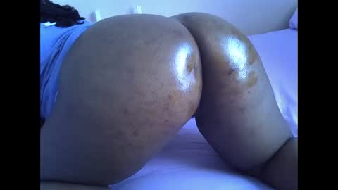 Snapshot of smart_lilly chatting on 21, 2, 2026 smart_lilly online show from 21, 2, 2026