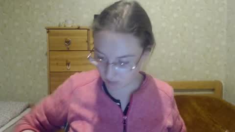 Snapshot of smart_rose chatting on 2, 3, 2025 smart_rose online show from 2, 3, 2025