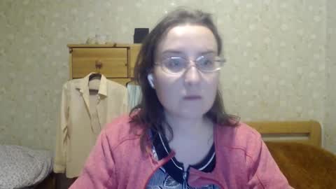 Snapshot of smart_rose chatting on 5, 3, 2025 smart_rose online show from 5, 3, 2025