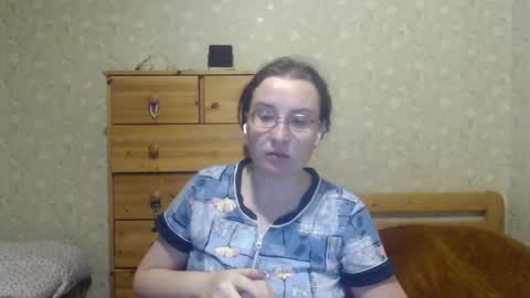 Snapshot of smart_rose chatting on 8, 3, 2025 smart_rose online show from 8, 3, 2025