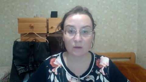 Snapshot of smart_rose chatting on 27, 10, 2025 smart_rose online show from 27, 10, 2025
