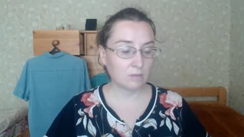 Snapshot of smart_rose chatting on 28, 10, 2025 smart_rose online show from 28, 10, 2025