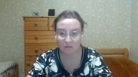 Snapshot of smart_rose chatting on 17, 11, 2025 smart_rose online show from 17, 11, 2025