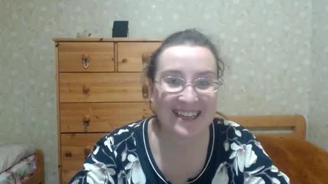 Snapshot of smart_rose chatting on 19, 11, 2025 smart_rose online show from 19, 11, 2025