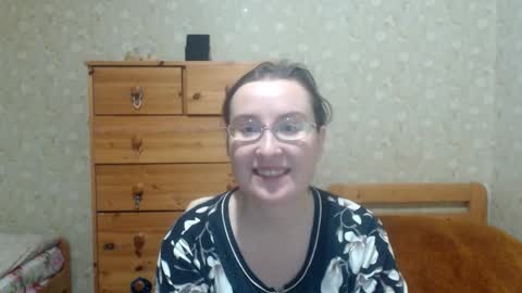 Snapshot of smart_rose chatting on 20, 11, 2025 smart_rose online show from 20, 11, 2025