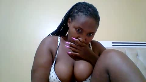Snapshot of smartqueen1 chatting on 22, 6, 2026 Katerina online show from 22, 6, 2026