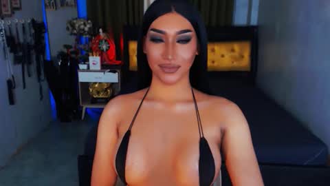 smasherqueen online show from 20, 11, 2025