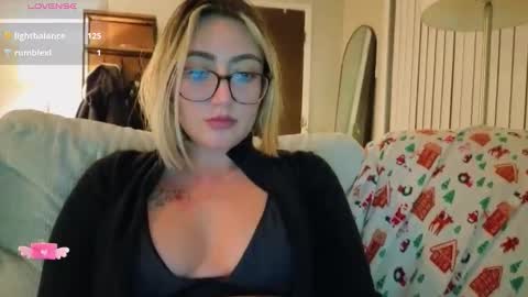 Snapshot of smexy_bun chatting on 1, 3, 2026 Smexy online show from 1, 3, 2026