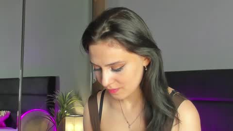 Bella online show from 14, 11, 2025