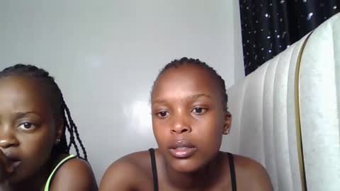 smiley luv1 online show from 23, 2, 2026