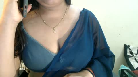 Snapshot of smiley_queen99 chatting on 16, 6, 2026 smiley online show from 16, 6, 2026