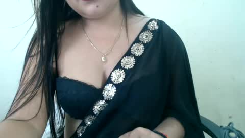 Snapshot of smiley_queen99 chatting on 19, 6, 2026 smiley online show from 19, 6, 2026