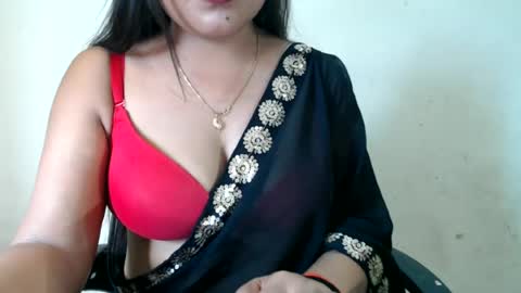 Snapshot of smiley_queen99 chatting on 6, 7, 2026 smiley online show from 6, 7, 2026