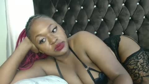 Snapshot of smileyberry_lilly chatting on 14, 2, 2026 lilly online show from 14, 2, 2026