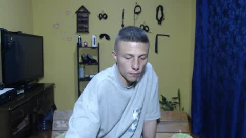 smith_lechosoxxx online show from 19, 9, 2025
