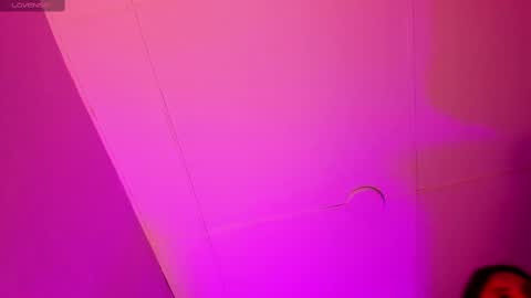 smith_taylor7 online show from 23, 12, 2024