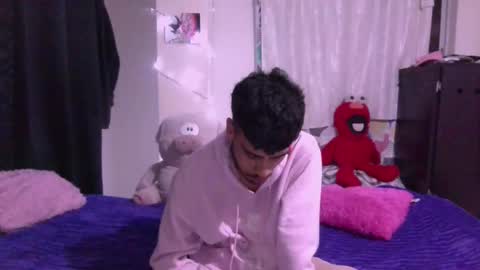 Snapshot of smoker00teddybear chatting on 13, 9, 2025 teddy online show from 13, 9, 2025