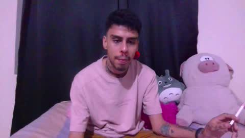 Snapshot of smoker00teddybear chatting on 15, 11, 2025 teddy online show from 15, 11, 2025