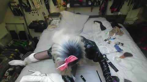 smokeslut365 online show from 24, 10, 2025