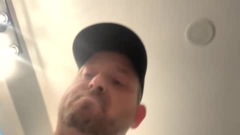 smokeymt420 online show from 8, 4, 2026