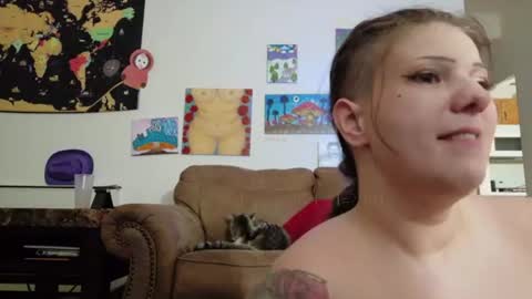 Snapshot of smokihippi chatting on 18, 7, 2026 Big Dawg online show from 18, 7, 2026