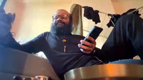 smokingorilla online show from 23, 12, 2025