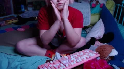 Snapshot of smokydian chatting on 7, 1, 2025 DIAN dee-ann online show from 7, 1, 2025