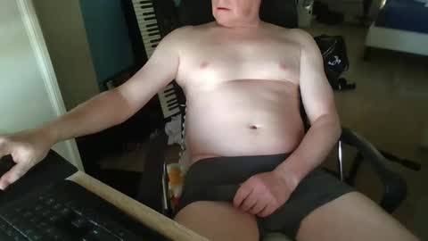 smoothguyx online show from 2, 10, 2025