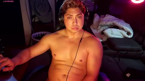 Snapshot of smoothjocknubie chatting on 20, 4, 2026 Myke Jackin online show from 20, 4, 2026