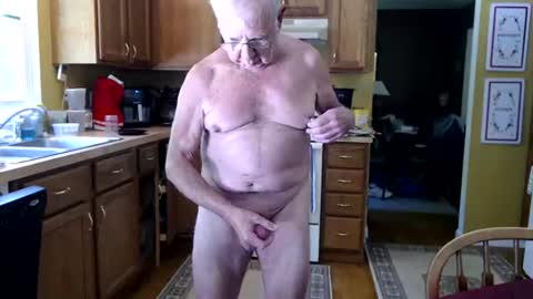 Snapshot of smoothshave5 chatting on 16, 6, 2026 smoothshave5 online show from 16, 6, 2026