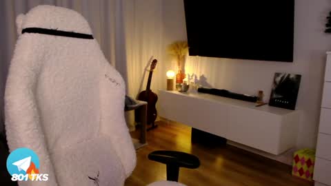 smthwrong online show from 9, 1, 2025