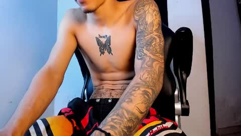 snakebutterfly online show from 29, 3, 2026