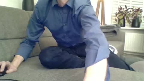 Snapshot of sneakerboy444 chatting on 16, 11, 2025 sneakerboy444 online show from 16, 11, 2025