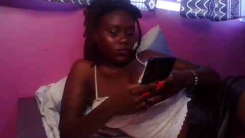 sneakylink001 online show from 29, 3, 2026