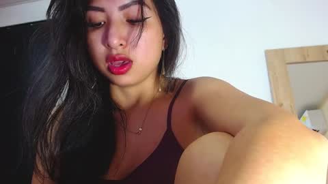 Snapshot of sneakyy_fantasy chatting on 20, 12, 2024 Hellen online show from 20, 12, 2024