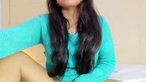 Snapshot of sneakyy_fantasy chatting on 7, 3, 2025 Hellen online show from 7, 3, 2025