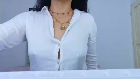 Snapshot of sneakyy_fantasy chatting on 26, 2, 2026 Hellen online show from 26, 2, 2026