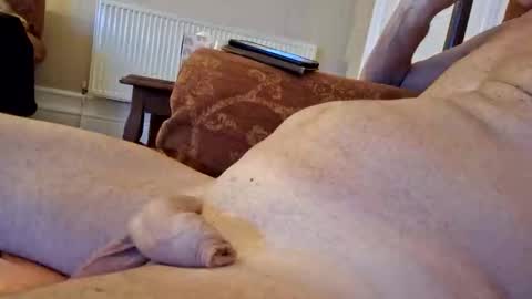 Snapshot of snooty05 chatting on 1, 3, 2025 Snooty online show from 1, 3, 2025