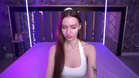 Snapshot of snow_whiteeex chatting on 25, 4, 2026 snow_whiteeex online show from 25, 4, 2026