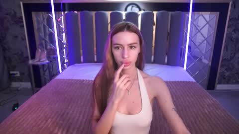 Snapshot of snow_whiteeex chatting on 11, 5, 2026 snow_whiteeex online show from 11, 5, 2026