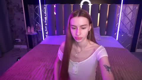 Snapshot of snow_whiteeex chatting on 17, 5, 2026 snow_whiteeex online show from 17, 5, 2026