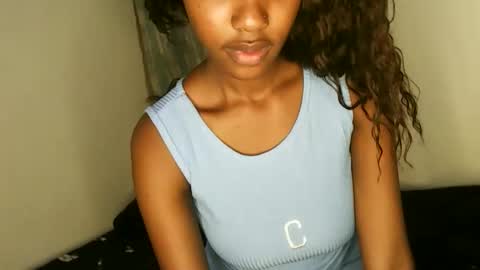 snowfox254 online show from 28, 9, 2025