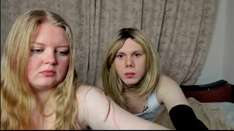 Snapshot of snowwgirll chatting on 16, 2, 2026 Snowwgirlls online show from 16, 2, 2026