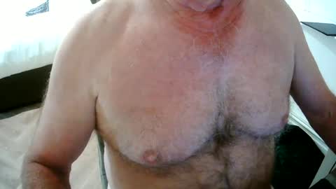Snapshot of snudge432 chatting on 8, 7, 2026 snudge432 online show from 8, 7, 2026