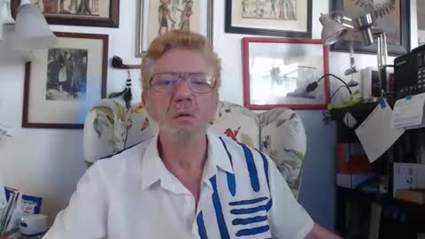 ImYourBitch online show from 26, 10, 2025