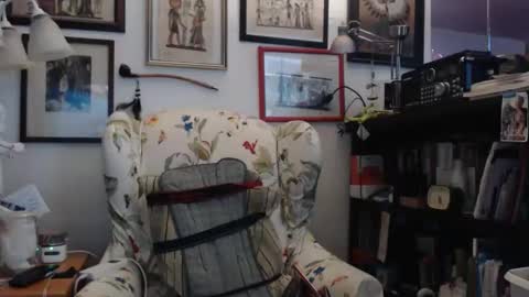 ImYourBitch online show from 2, 11, 2025