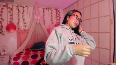 Snapshot of soffi_roberts chatting on 14, 1, 2025 sofiia online show from 14, 1, 2025