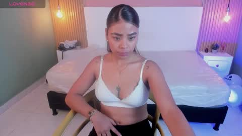 soffiadams2 online show from 2, 11, 2025